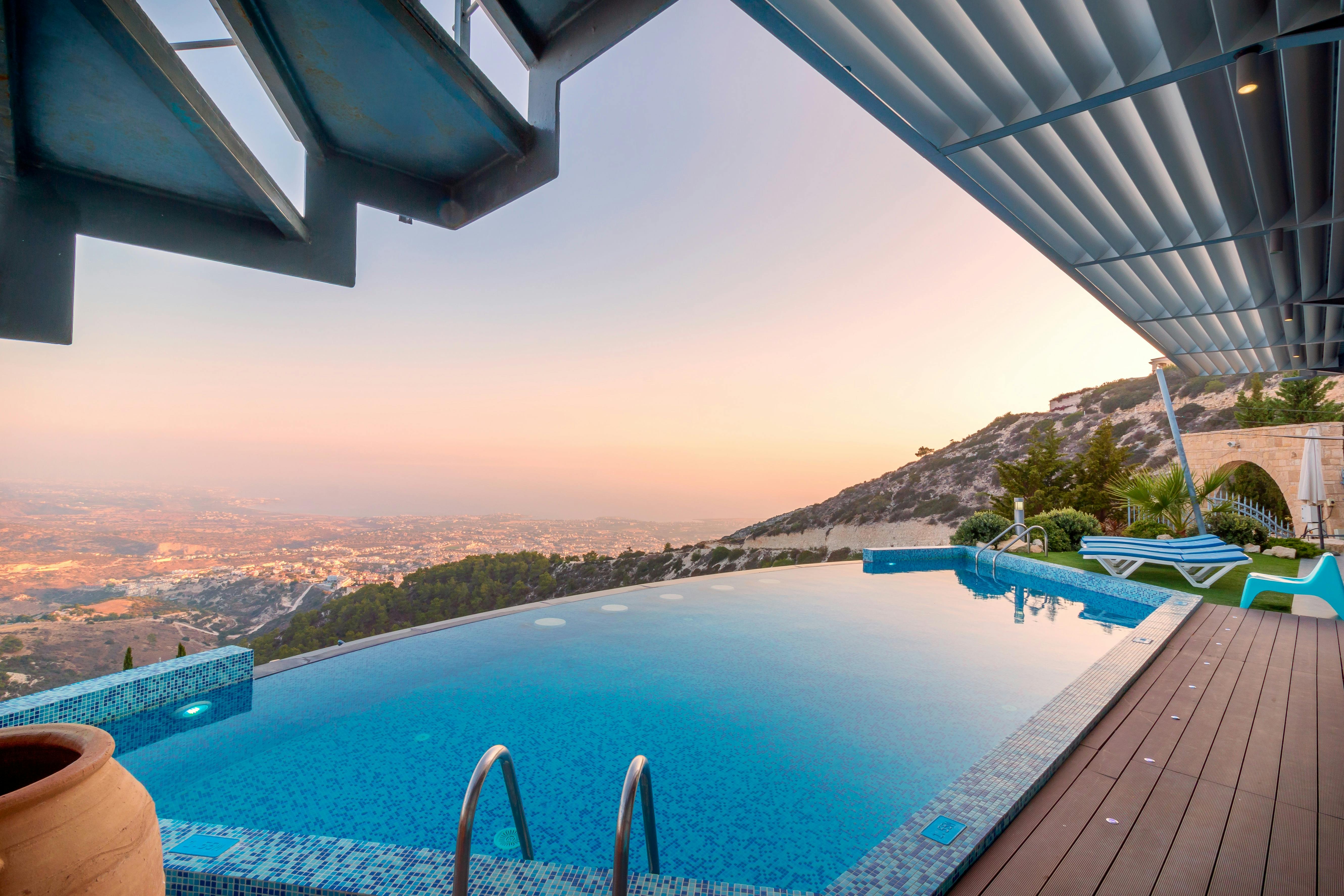 Best Robotic Pool Cleaner of 2025? See Why WYBOT’s AI + Solar Tech Is Trending On Google